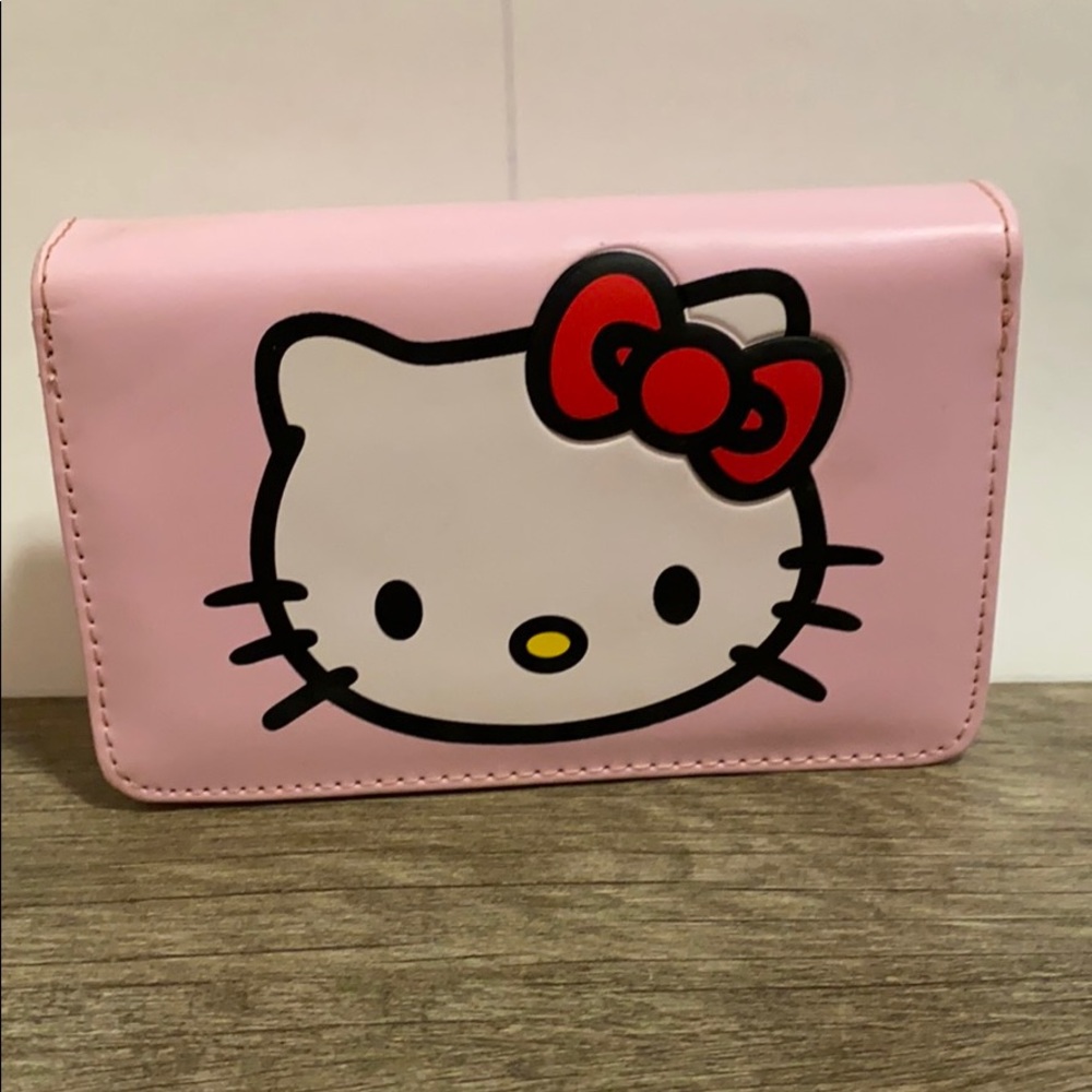 Hello Kitty Pink Wallet